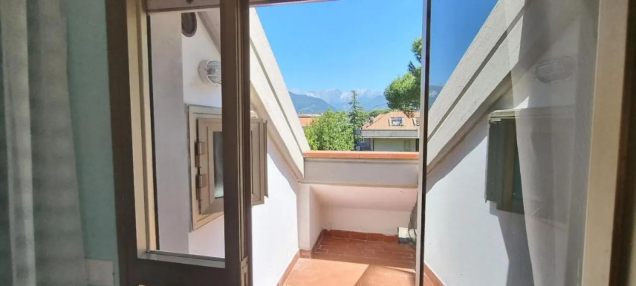 Appartamento La casina al mare Marina di Massa