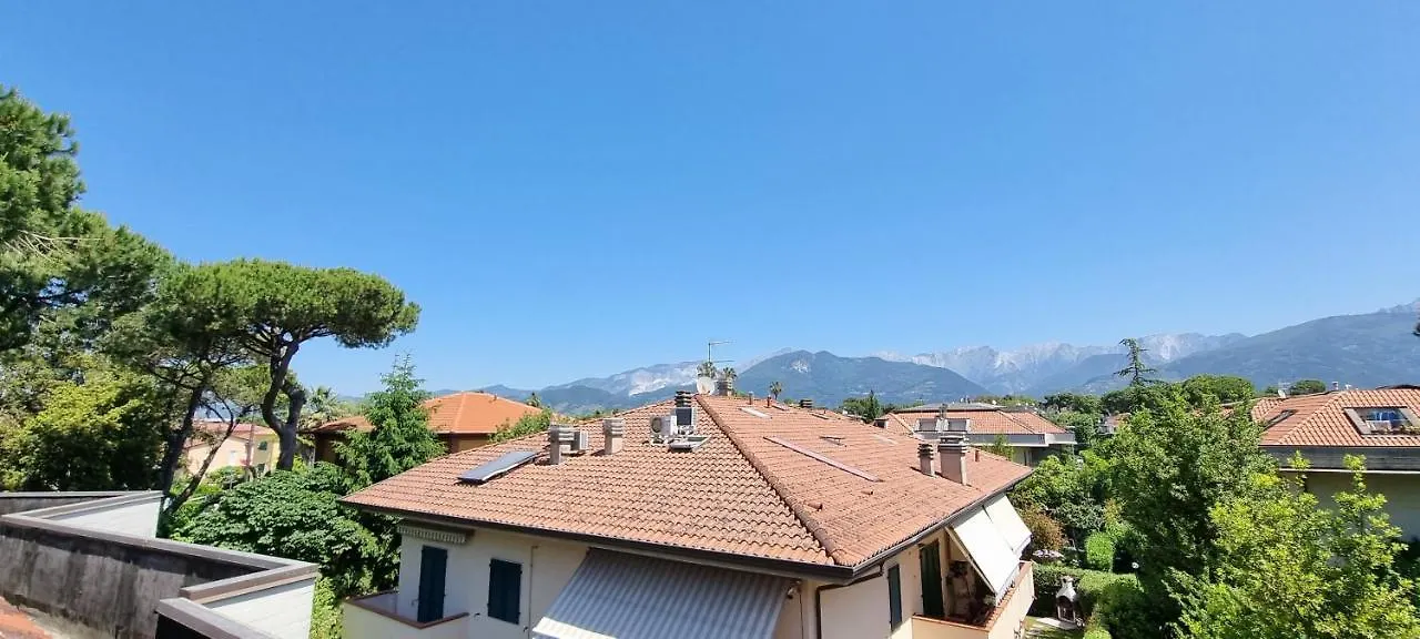 Appartamento La casina al mare Marina di Massa