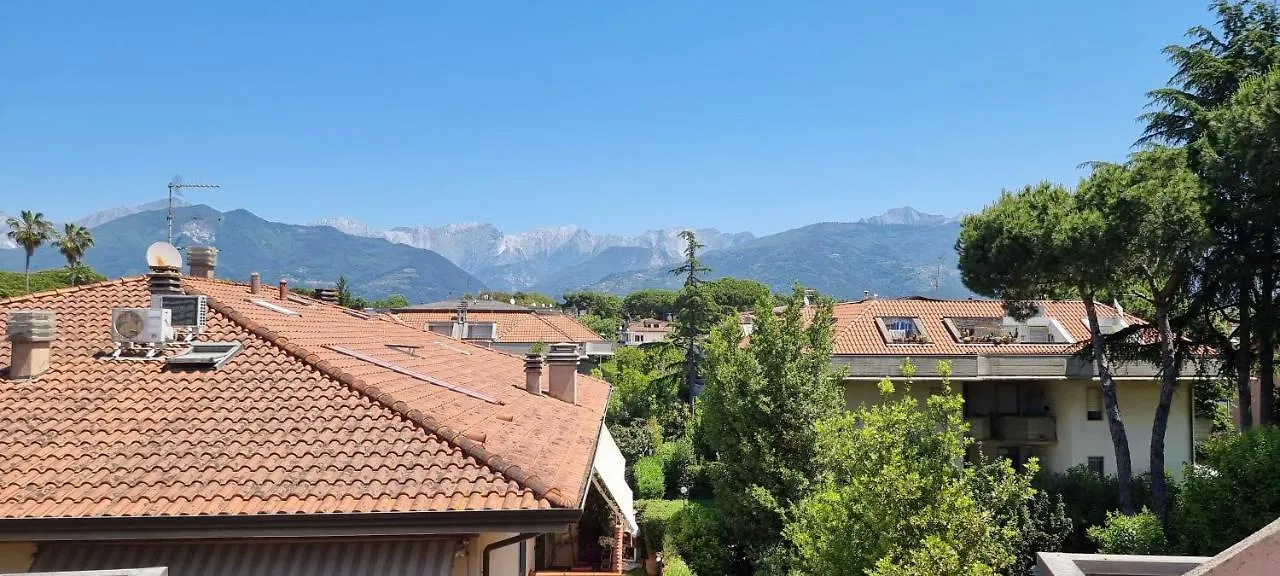 Apartament La Casina Al Mare Marina di Massa