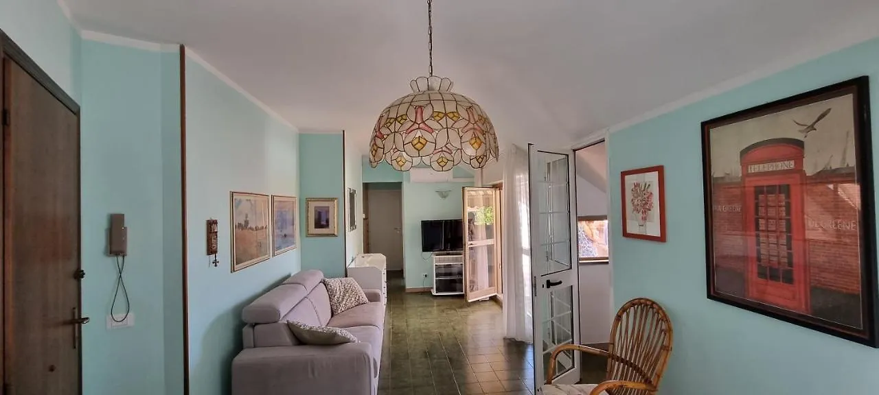 Apartament La Casina Al Mare Marina di Massa